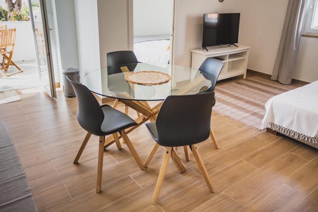 Lovely & Bright Renovated Apt. W/ Balcony In לאגוּ‏ש מראה חיצוני תמונה